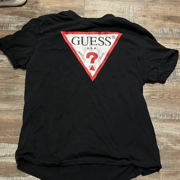 Guess tee - Picture 1 of 1